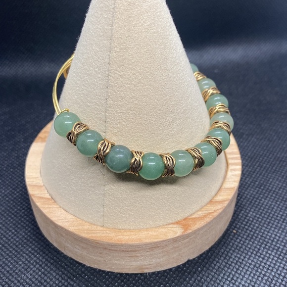 💚ALEX AND ANI💚Aventurine Beaded Bangle
in Rafaelian Gold/Like New - Picture 3 of 7